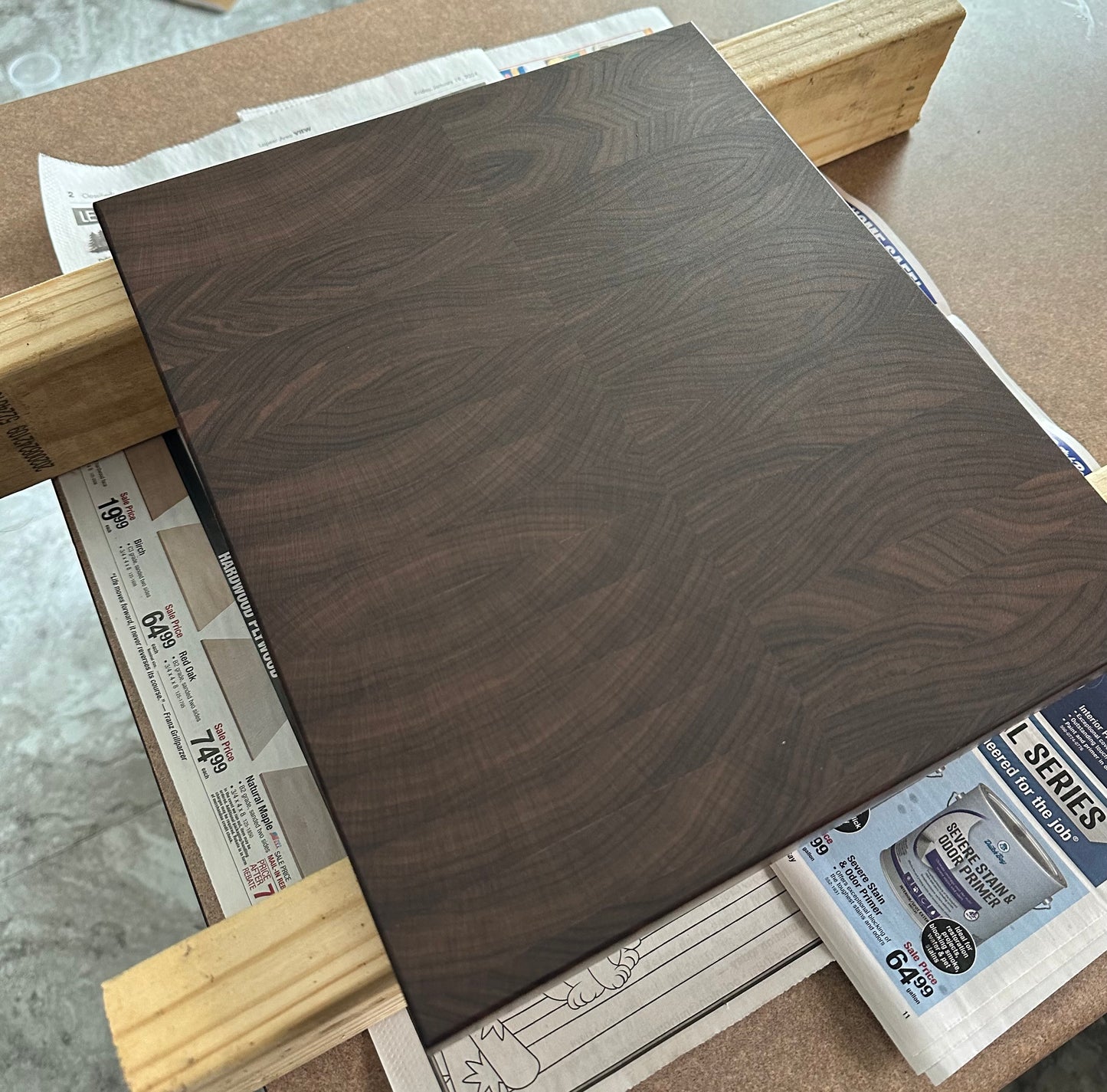 Solid Walnut Cutting Board